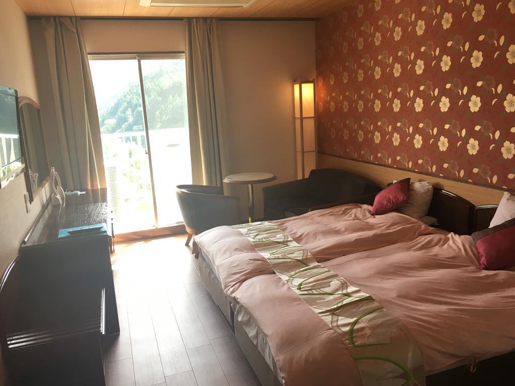 Hinotani Onsen Misugi Resort Tsu Eksteriør bilde